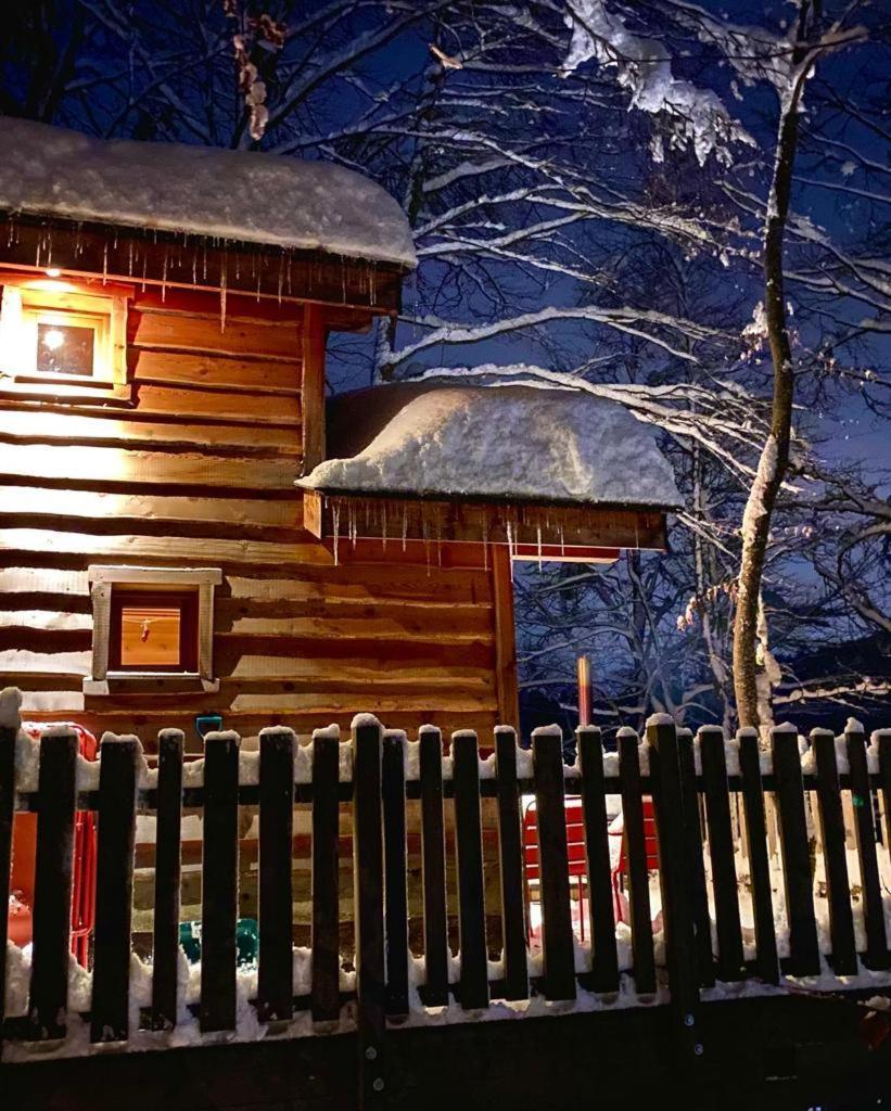 La-Haut Cabanes Perchees La Thuile Екстериор снимка